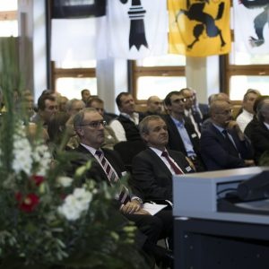 Bundesrat Guy Parmelin und Direktor BABS Benno Bühlmann sitzen im Publikum.