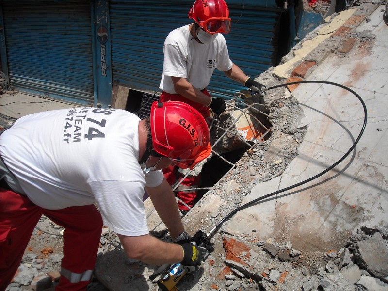 Öffnen einer Betonplatte in Kathmandu